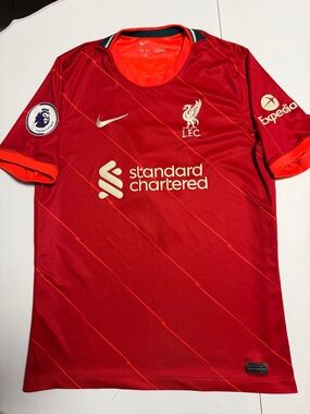 Liverpool 21/22 Roberto Firmino football shirt